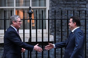 Iraq and UK leaders announce $15 billion trade and defence deal - Global Banking & Finance Review
