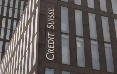 Image for Credit Suisse warns of Q1 loss, shares fall