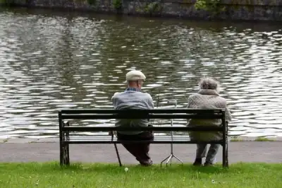 Image for UK pensions insurance deals to rise more than 25% in 2022-adviser