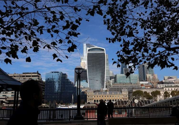 Image for Global fund managers sharpen bank scrutiny following crisis -survey