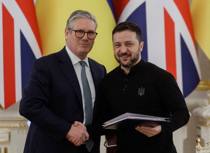 Image for UK PM Starmer expresses support for Ukraine's Zelenskiy