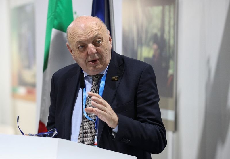 Image for Italy calls for EU gas price cap at 60 euros per megawatt hour