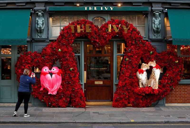 Image for Valentine’s Day spending boosts British retail sales in February – BRC