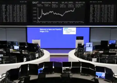 Image for Tech shares, corporate earnings lift European stocks