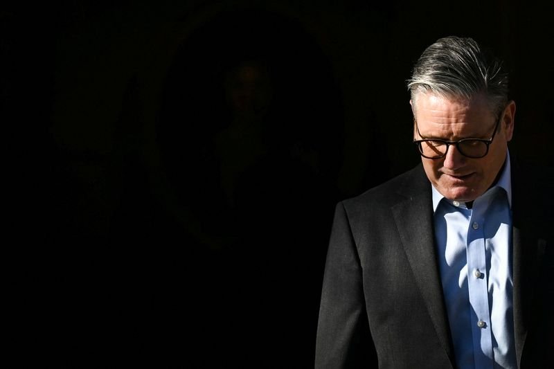 Image for UK's Starmer in Brussels to urge unity against Russia