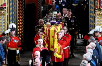 Image for Queen Elizabeth’s coffin starts journey to final resting place