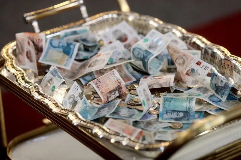 Image for Sterling dented by one-two punch from dollar and euro