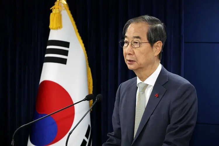 Image for South Korean opposition threatens to impeach Han over martial law counsel