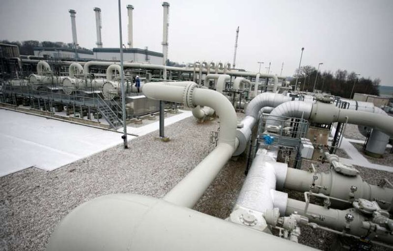 Image for Exclusive: Germany plans levy on gas bills for all consumers