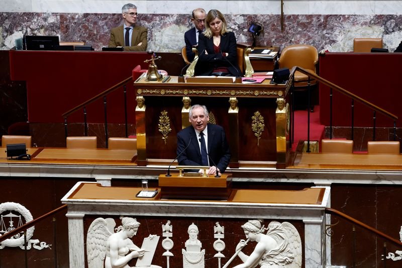 French Prime Minister Francois Bayrou addressing Parliament on budget votes - Global Banking & Finance Review