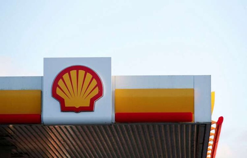 Image for Shell smashes record again with $11.5 billion profit