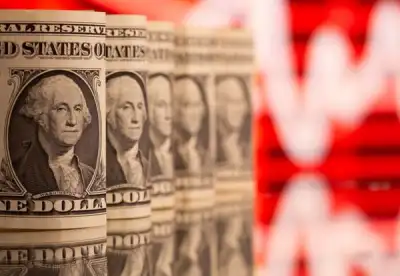 Image for Dollar dips, off 3-1/2 month highs as Treasury yields stabilize
