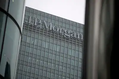 Image for Exclusive-JPMorgan weighs London HQ options as it outgrows Canary Wharf tower, sources say