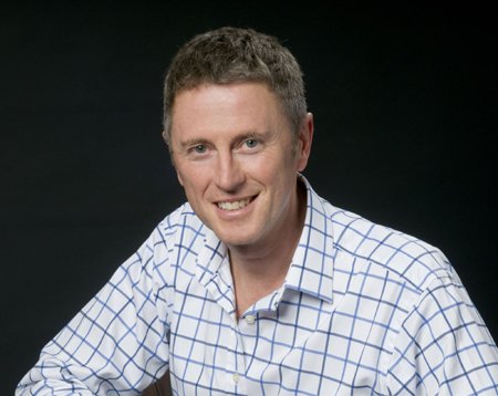 Business leader discussing internal start-ups in banking innovation - Global Banking & Finance Review