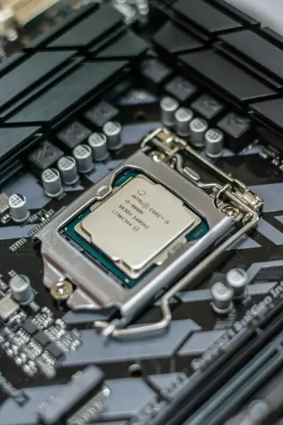 Image for Intel executives say manufacturing spinoff is possible