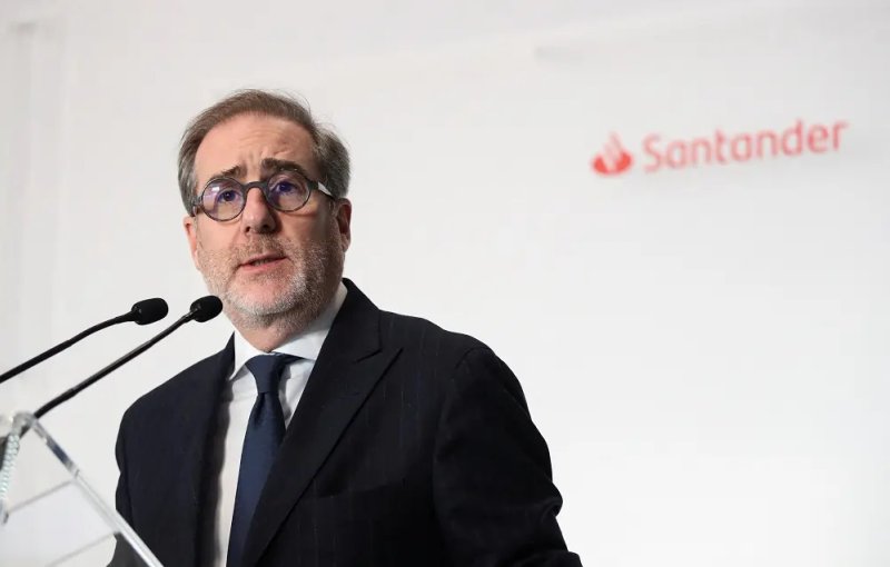 Image for Santander CEO says more than 1,400 UK bank jobs being cut