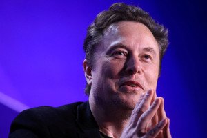 Elon Musk criticizing German Chancellor Olaf Scholz over free speech remarks - Global Banking & Finance Review