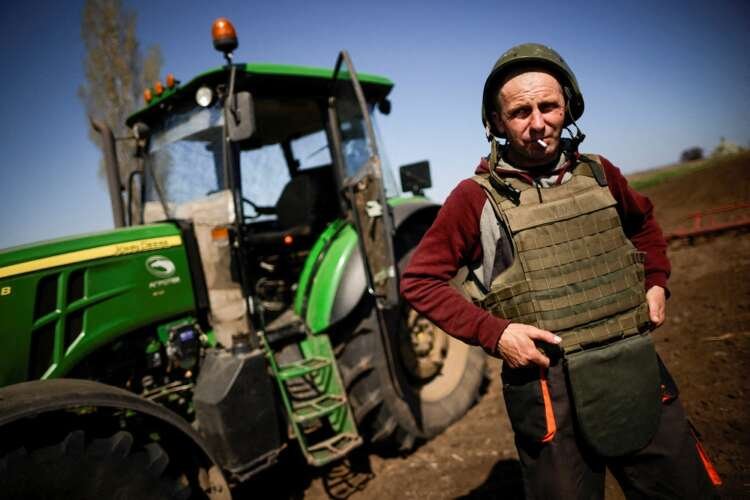 Image for Ukraine’s embattled farmers running on empty as world faces food crisis