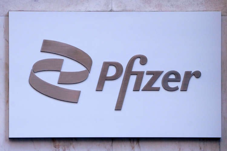 Pfizer to halt biosimilar output in China, sell assets to WuXi Biologics
