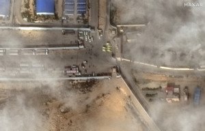 Image for UN says 915 aid trucks entered Gaza on Monday