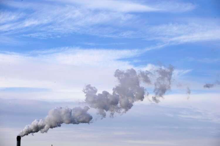 Image for UK factory output slows, price pressures come off peak – CBI