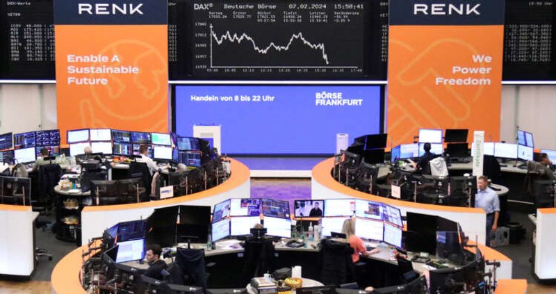 Image for European shares inch higher on earnings boost; Maersk drops