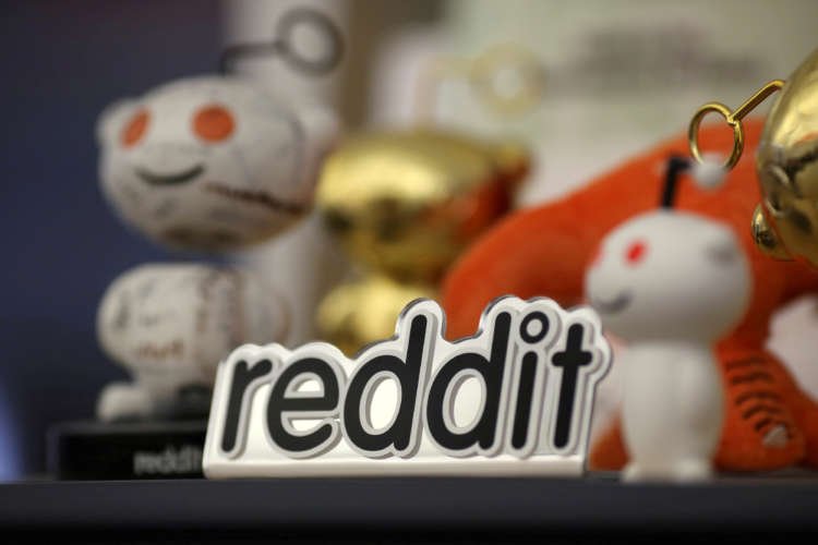 Reddit investors discuss GameStop and silver prices in a digital forum - Global Banking & Finance Review
