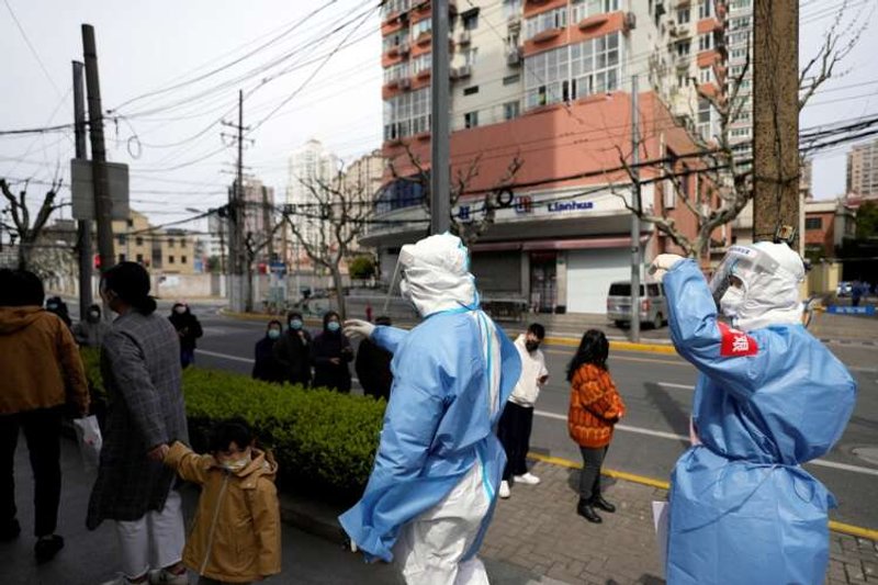 Image for As Shanghai expands COVID lockdown, life on hold in city of 26 million