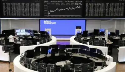 Image for Defensive, travel stocks keep European shares afloat