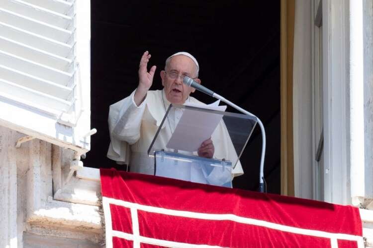 Pope Francis leads Angelus prayer, reflecting on faith amidst global tensions - Global Banking & Finance Review