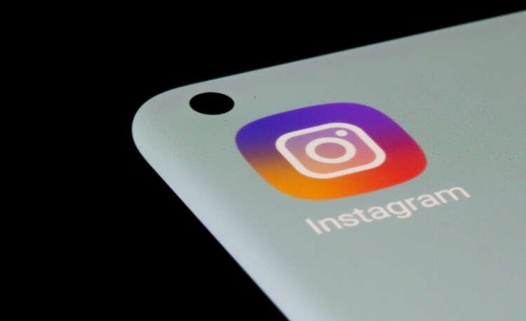 Image for Instagram fixes bug that triggered hours-long outage