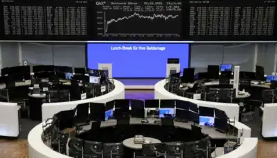 Image for European stocks slip as new lockdowns overshadow strong business activity