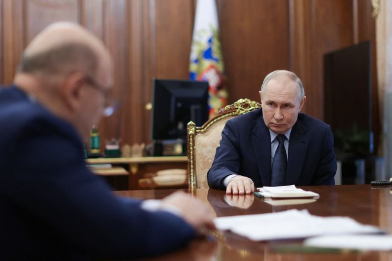 Prime Minister Mikhail Mishustin discusses inflation challenges with President Putin - Global Banking & Finance Review