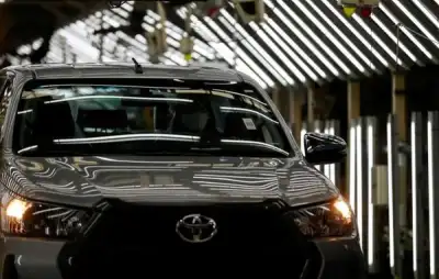 Image for COVID-fuelled semiconductor crunch chips away at carmakers