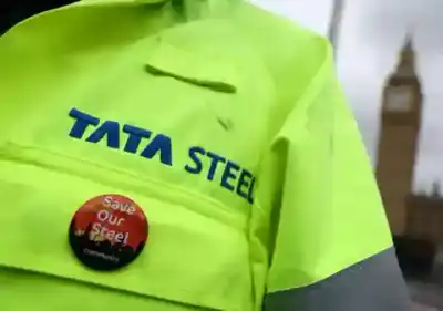 Image for Britain hands $621 million to Tata Steel, 3,000 jobs could go
