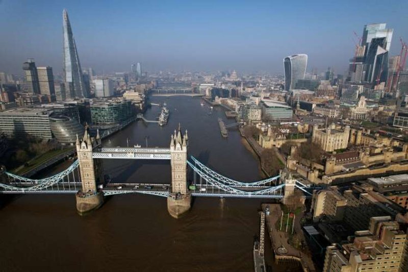 Image for Ease rules to make London more competitive, industry officials say