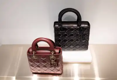 Image for Luxury groups pin hopes on US as China weakness persists