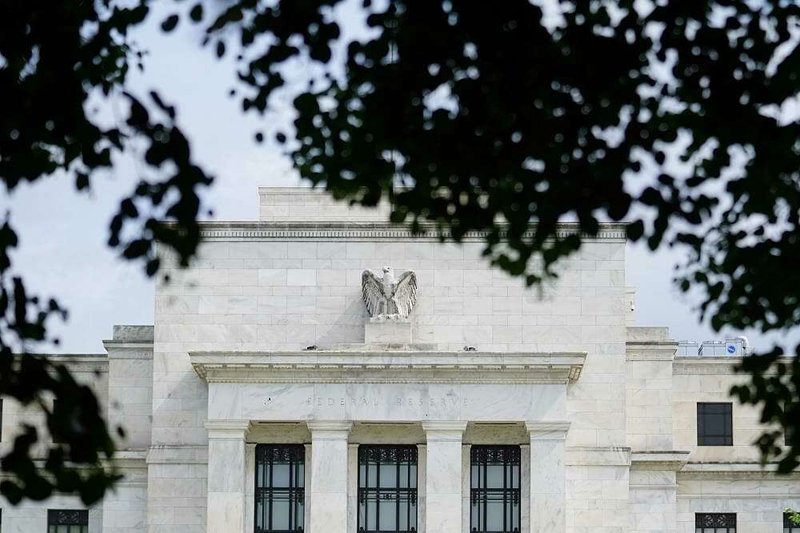 Image for Fed policymakers see end-2024 policy rate at 4.4%: projections