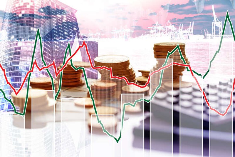 Image for What’s the difference between traditional and alternative investing?