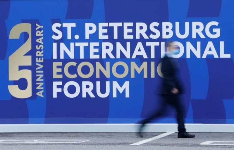 Image for Sanctions-hit Kremlin stages ‘Russian Davos’ bereft of elite, Putin speaks Friday