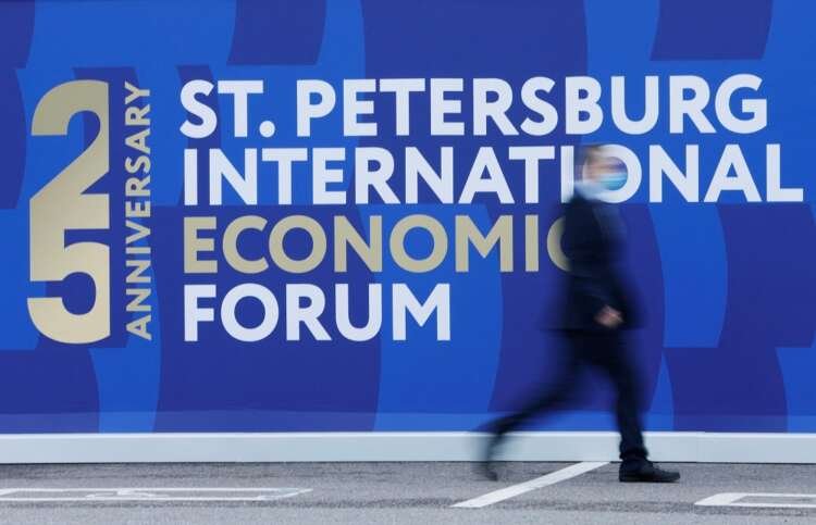 Image for Sanctions-hit Kremlin stages ‘Russian Davos’ bereft of elite, Putin speaks Friday