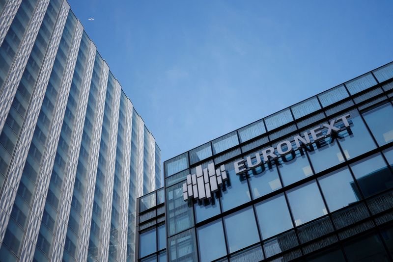 Graph depicting Euronext's fourth quarter revenue performance in finance - Global Banking & Finance Review