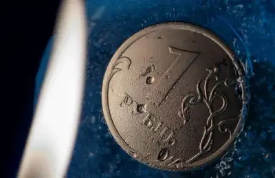 Image for Rouble firms for ninth session in Moscow, stocks jump eyeing gas saga