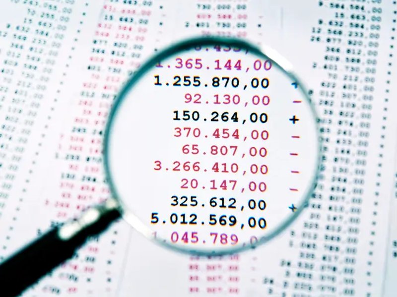 Image for Analyzing Transaction Patterns in Retail Banking to Deliver Tailored Financial Advice