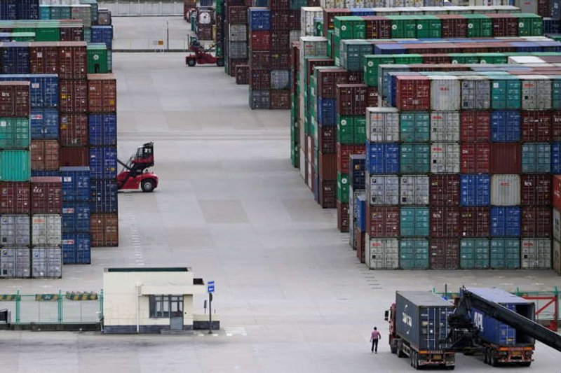 Image for China’s export growth unexpectedly speeds up in April