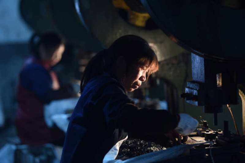 Image for China’s factory activity seen growing steadily in May – Reuters poll