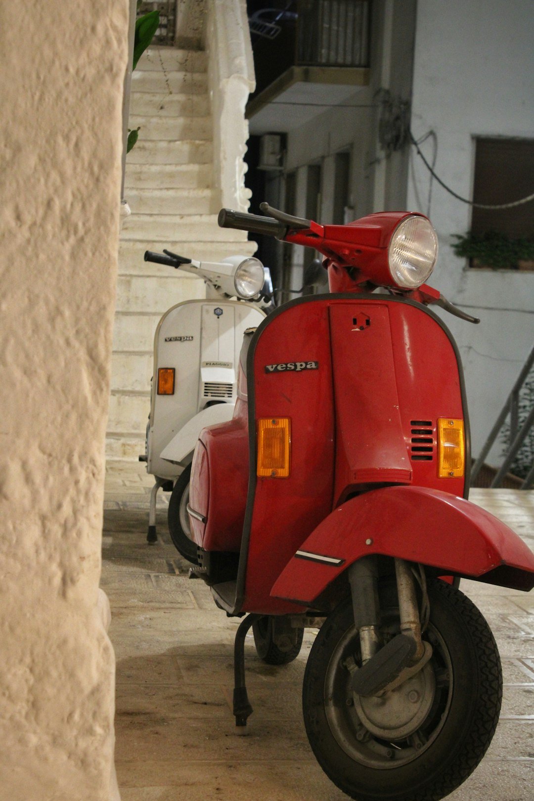 Telecom Italia logo representing corporate structure discussions with Vivendi - Global Banking & Finance Review