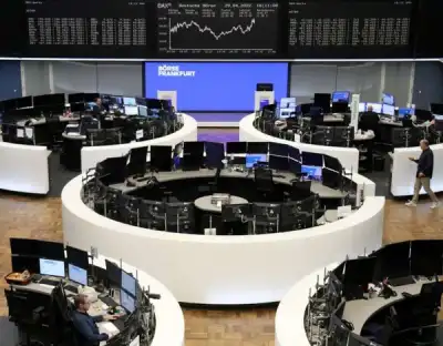 Image for Brief crash hits European stocks in holiday-thinned trading