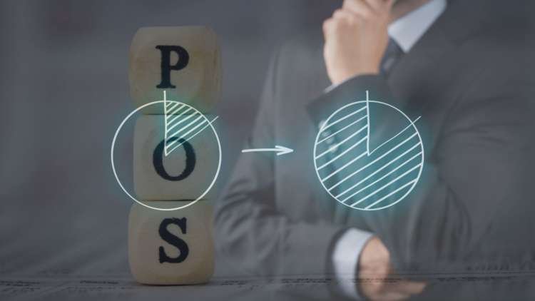 Illustration of Klarna and PayPal competing in the BNPL market - Global Banking & Finance Review