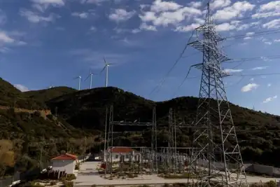 Image for Greece extends energy bill subsidies ahead of ‘winter battle’